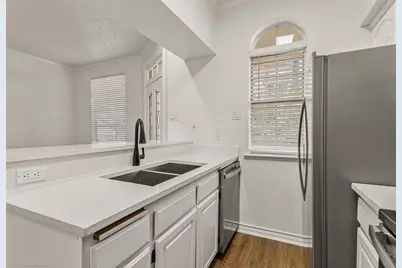 6318 Richmond Avenue #4203, Dallas, TX 75214 - Photo 10