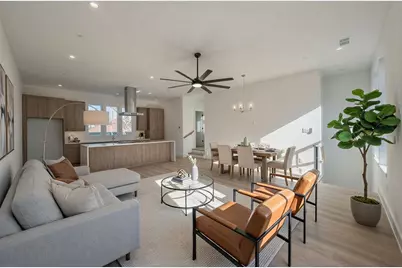 2523 Hondo Avenue #102, Dallas, TX 75219 - Photo 4