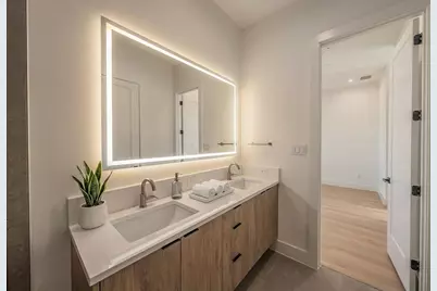 2523 Hondo Avenue #102, Dallas, TX 75219 - Photo 16