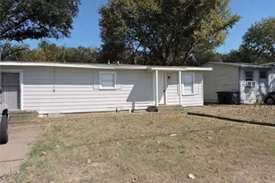 1612 N Anglin St, Cleburne, TX 76031 - Photo 1