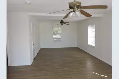 1612 N Anglin Street, Cleburne, TX 76031 - Photo 6