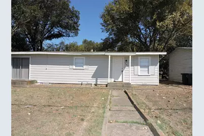 1612 N Anglin Street, Cleburne, TX 76031 - Photo 2