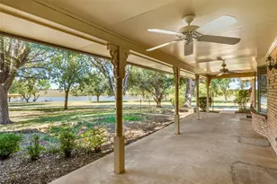 5547 Woodland Hills Dr, Denton, TX 76208 - Photo 8