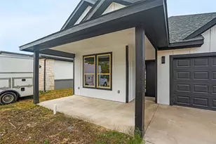 306 Dixon St, Terrell, TX 75160 - Photo 4