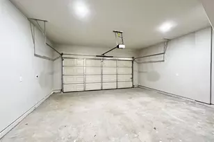 3501 E Renfro St, Burleson, TX 76028 - Photo 16