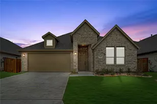304 Keystone Dr, Commerce, TX 75428 - Photo 2