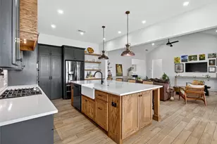 6810 Hunnington Dr, Sanger, TX 76266 - Photo 12