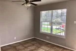 5010 Sunshine Dr, Fort Worth, TX 76105 - Photo 2