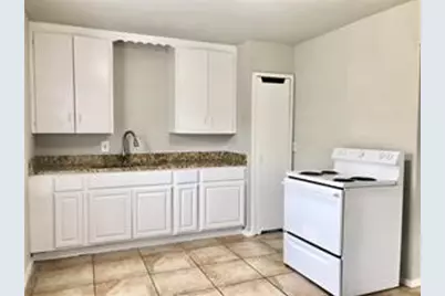 5010 Sunshine Drive, Fort Worth, TX 76105 - Photo 6