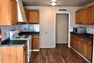 7533 Parkwood Ln, Fort Worth, TX 76133 - Photo 2