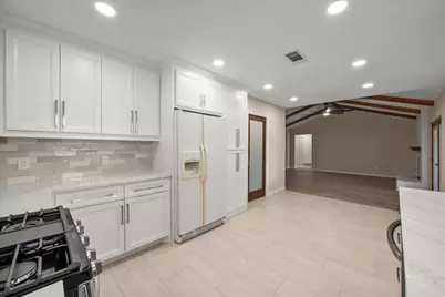 2008 Chalice Road, Arlington, TX 76014 - Photo 10