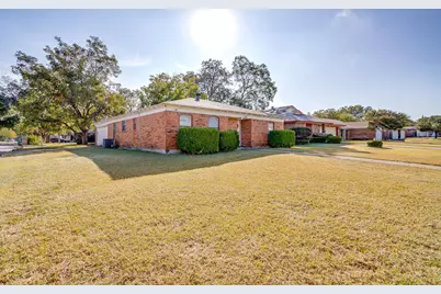 501 Allencrest Drive, Fort Worth, TX 76108 - Photo 2