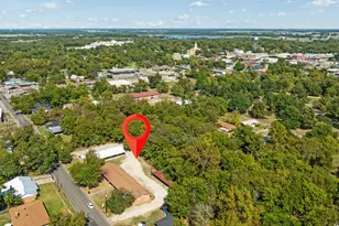 401 S Donoho St, Clarksville, TX 75426 - Photo 2