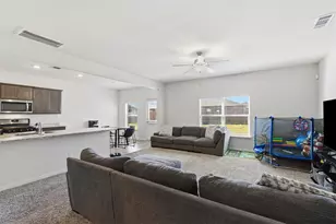 313 Drew Ct, Ferris, TX 75125 - Photo 4