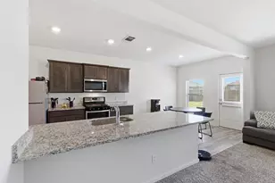 313 Drew Ct, Ferris, TX 75125 - Photo 6