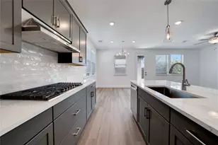 2456 Flatiron Dr, Corinth, TX 76210 - Photo 12