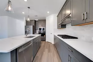 2456 Flatiron Dr, Corinth, TX 76210 - Photo 10