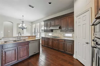 3060 England Parkway, Grand Prairie, TX 75054 - Photo 10