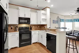 2164 Tanglewood Blvd, Pottsboro, TX 75076 - Photo 2