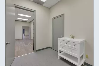 1011 Hampshire Lane, Richardson, TX 75080 - Photo 4