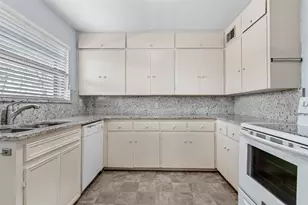 6556 St Moritz Ave, Dallas, TX 75214 - Photo 14