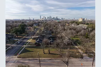 1627 E Woodin Boulevard, Dallas, TX 75203 - Photo 2