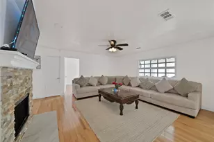 3608 Cattlebaron Dr, Fort Worth, TX 76262 - Photo 10