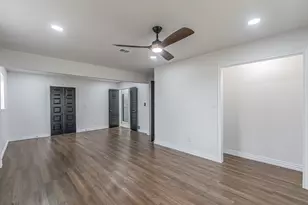 11300 Smallwood Dr, Burleson, TX 76028 - Photo 22