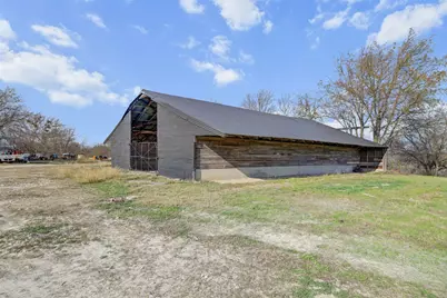 220 Coyote Trail, Rhome, TX 76078 - Photo 16