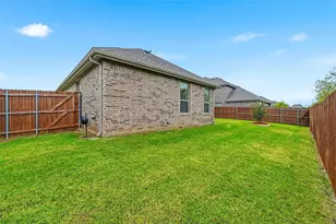 813 Comal Dr, Mansfield, TX 76063 - Photo 34