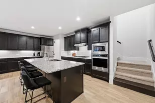 813 Comal Dr, Mansfield, TX 76063 - Photo 12