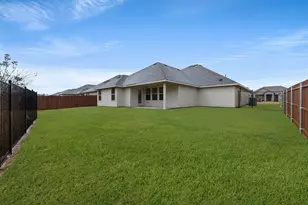 2609 Streamside Dr, Burleson, TX 76028 - Photo 26