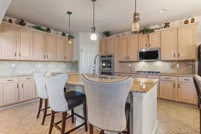 2228 Condor Street, Grand Prairie, TX 75052 - Photo 14