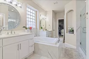 2228 Condor St, Grand Prairie, TX 75052 - Photo 4