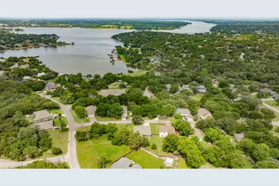4304 Lucero Drive, Granbury, TX 76048 - Photo 30
