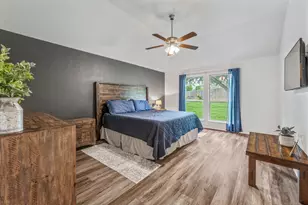 4304 Lucero Dr, Granbury, TX 76048 - Photo 12