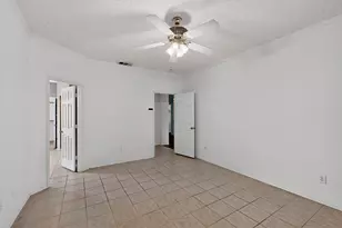 624 Babbling Brook Dr, Saginaw, TX 76179 - Photo 8