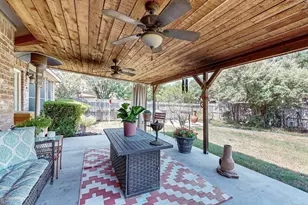 624 Babbling Brook Dr, Saginaw, TX 76179 - Photo 10