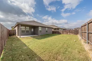 913 Stamford Way, Fort Worth, TX 76247 - Photo 30