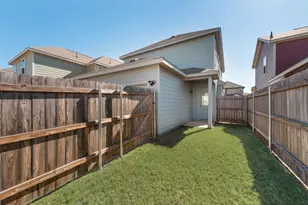 5621 Topwater Trl, Fort Worth, TX 76119 - Photo 16