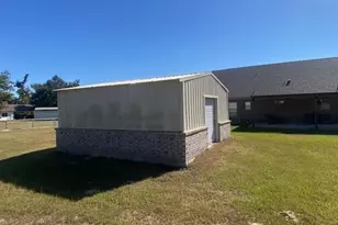 308 N Douglas St, Bogata, TX 75417 - Photo 22