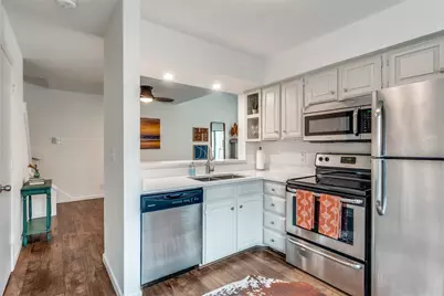 5200 Martel Avenue #6Q, Dallas, TX 75206 - Photo 8