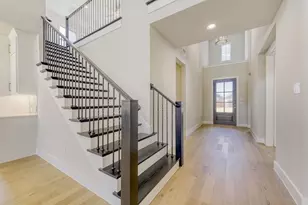 728 Treeline Wy, Mansfield, TX 76063 - Photo 4