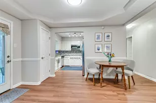 2828 Oak Forest Dr, Grapevine, TX 76051 - Photo 12