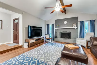 2828 Oak Forest Drive, Grapevine, TX 76051 - Photo 6