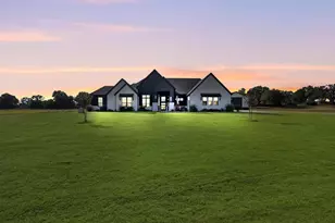 2016 Sonora Wy, Poolville, TX 76487 - Photo 2