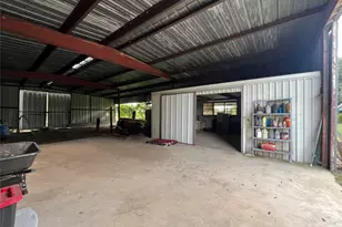 419 Limestone County Road 648, Thornton, TX 76687 - Photo 6