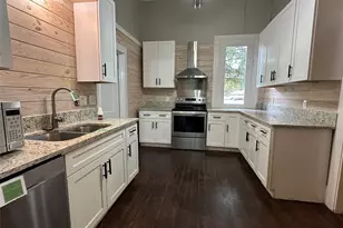 308 E Main St, Whitesboro, TX 76273 - Photo 10