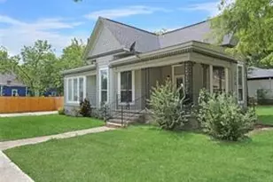 308 E Main St, Whitesboro, TX 76273 - Photo 2