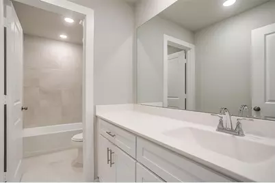 4525 Hogans Alley Drive, Arlington, TX 76001 - Photo 12